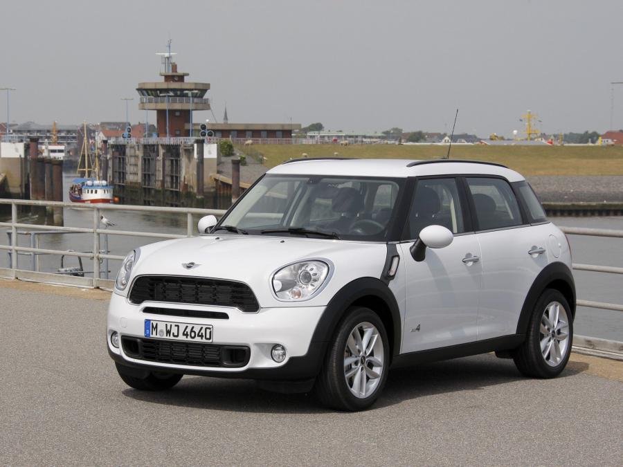  Mini Cooper Countryman S All4 2010 года  (фото 4 из 67)